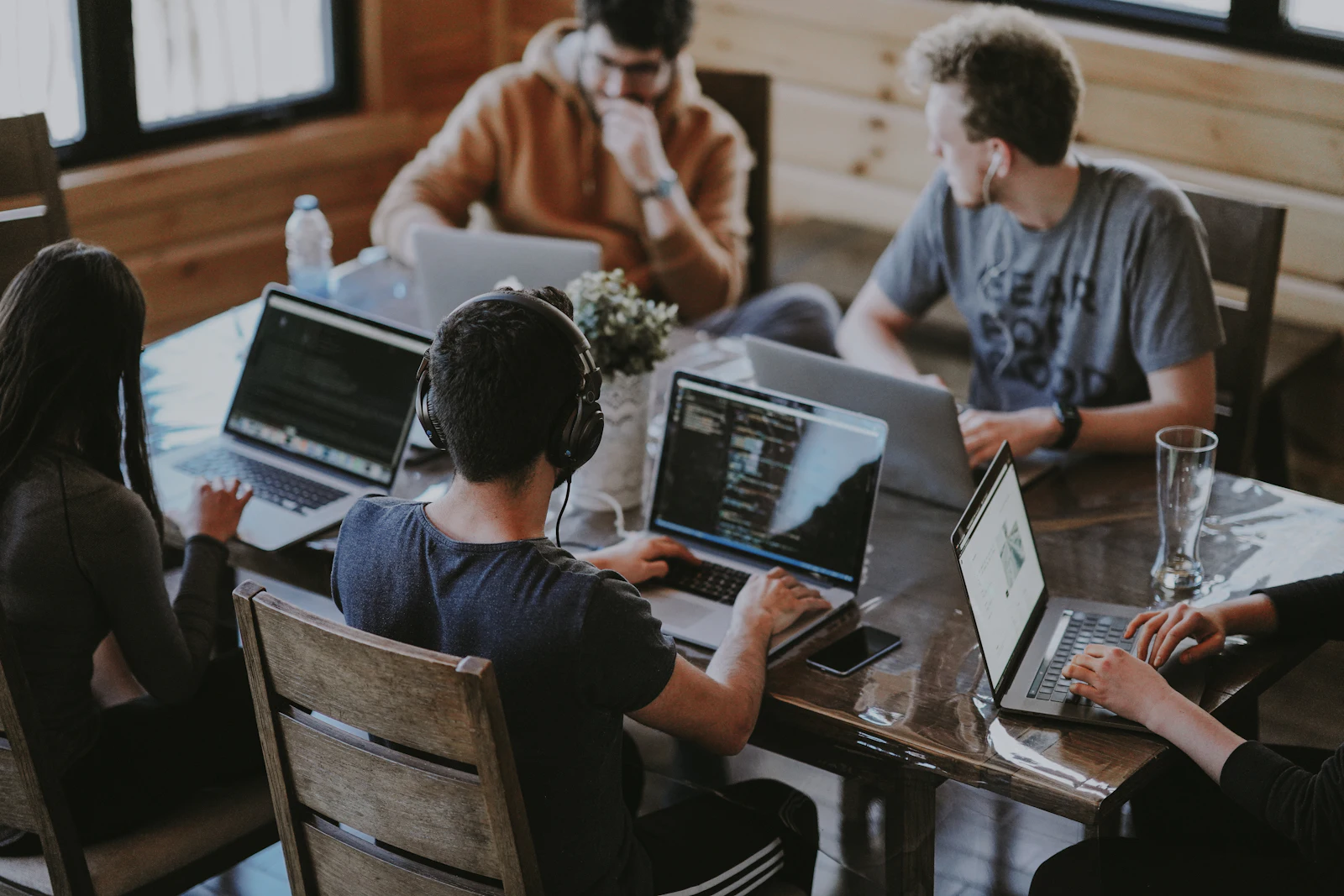 BongDevs engineers reviewing open source code